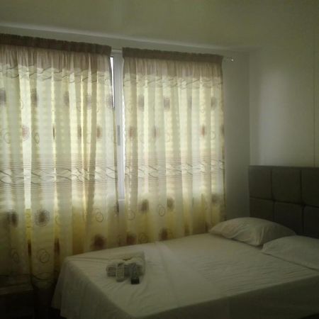 Hostal Piedra Del Sol Floridablanca Exterior foto